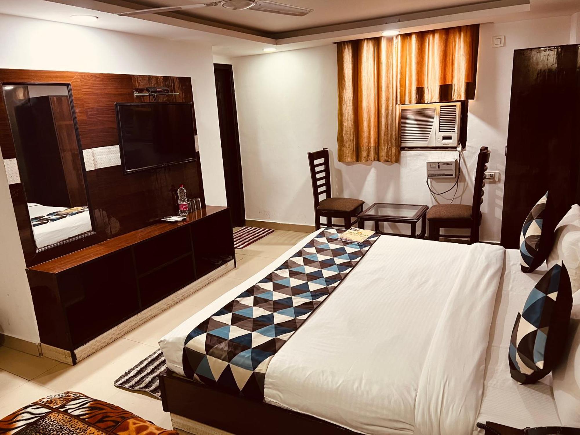 Hotel New Delhi Exteriör bild